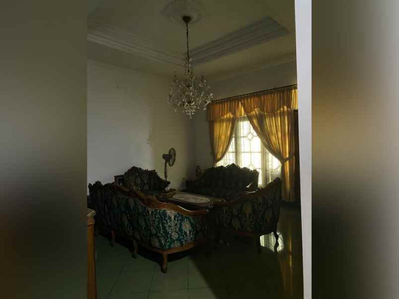 dijual rumah jl kedoya duri no 9 kedoya