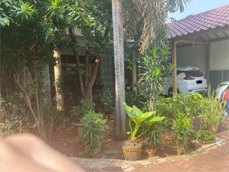 dijual rumah jl kedoya duri no 9 kedoya