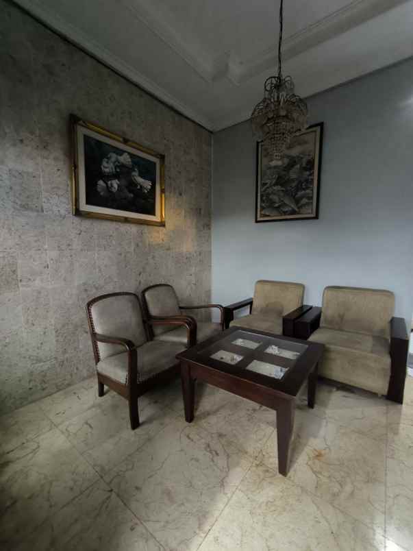 dijual rumah jl lemah endah pasir impun