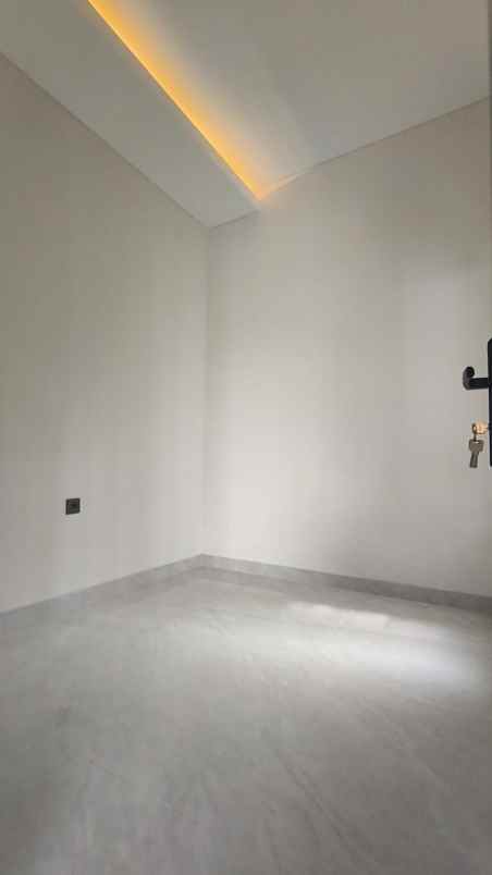 dijual rumah jl leuwinanggung