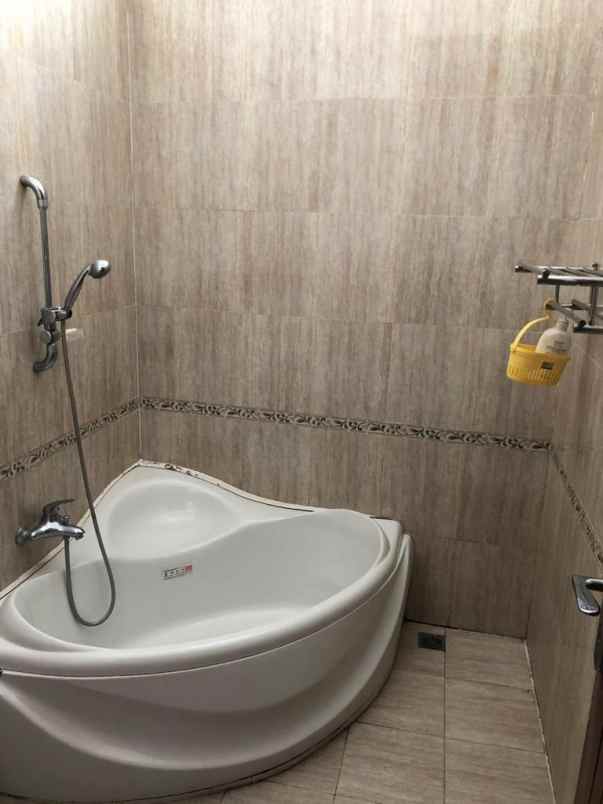 dijual rumah jl lingkar barat jati kudus