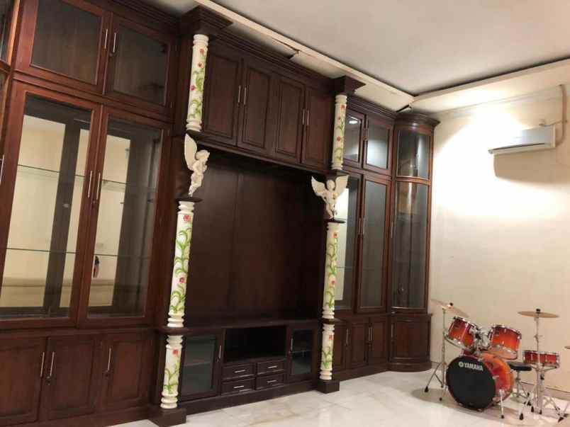 dijual rumah jl lingkar barat jati kudus