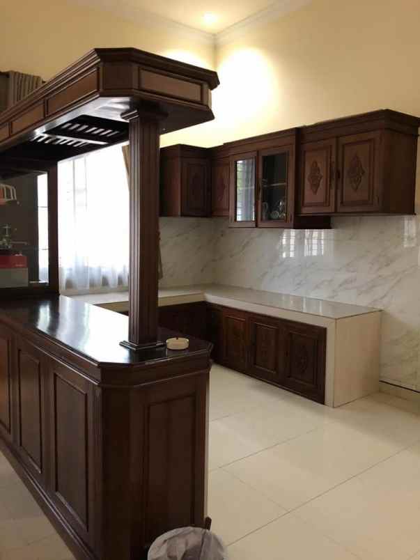 dijual rumah jl lingkar barat jati kudus