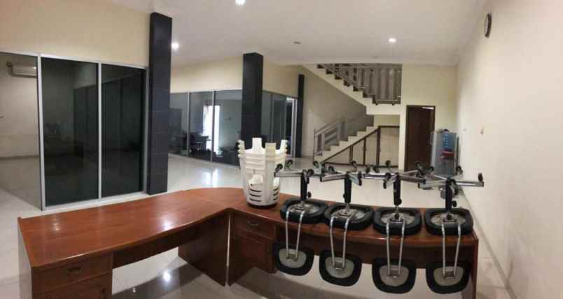 dijual rumah jl lingkar barat jati kudus