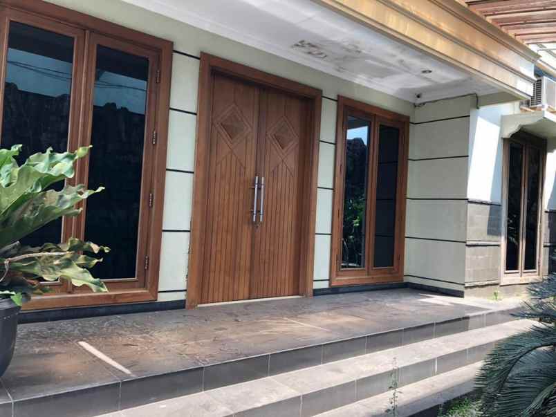 dijual rumah jl lingkar barat jati kudus
