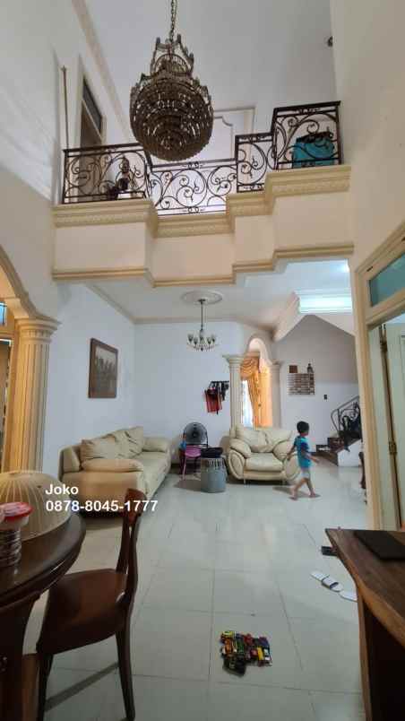 dijual rumah jl mustika jaya