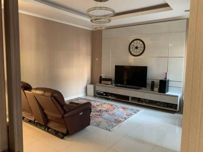 dijual rumah jl pandu raya tegal gundil