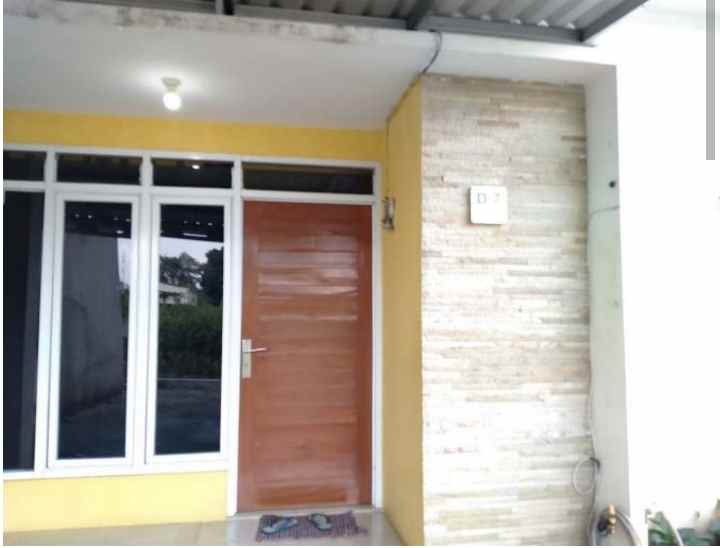 dijual rumah jl pesantren