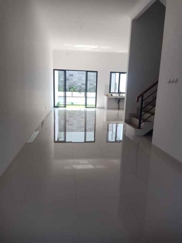 dijual rumah jl pondok kelapa duren