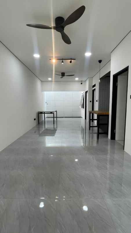 dijual rumah jl pondok kelapa duren