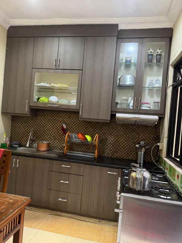 dijual rumah jl raya jatimakmur pondok