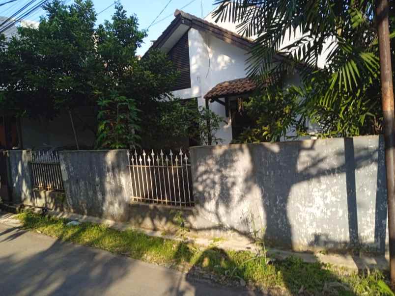dijual rumah jl semarang sukanagara