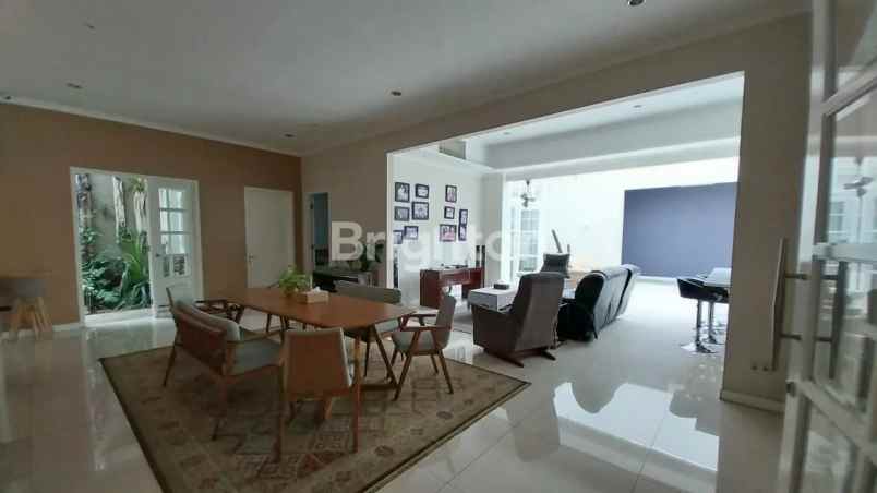 dijual rumah jl sunda kelapa menteng