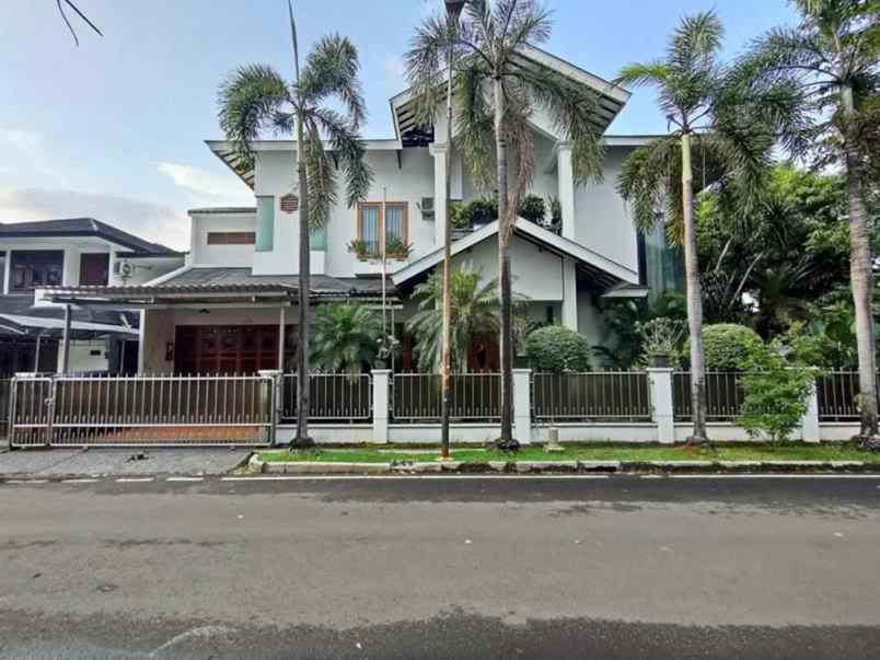 dijual rumah jl taman berdikari sentosa