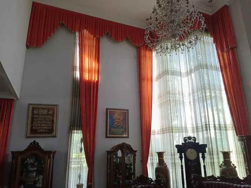 dijual rumah jl taman berdikari sentosa