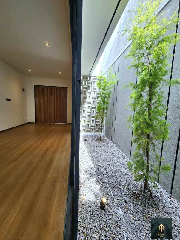 dijual rumah jl taman rahayu cigondewah