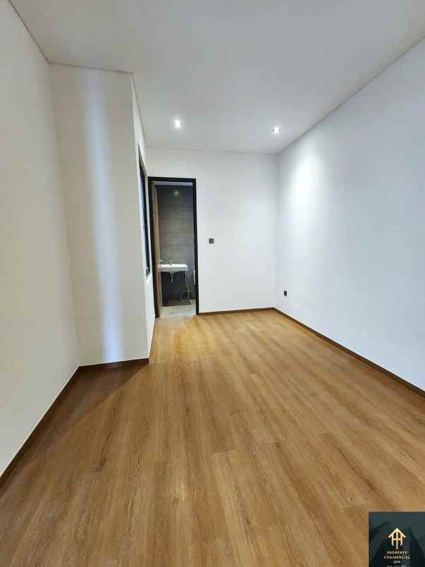 dijual rumah jl taman rahayu cigondewah