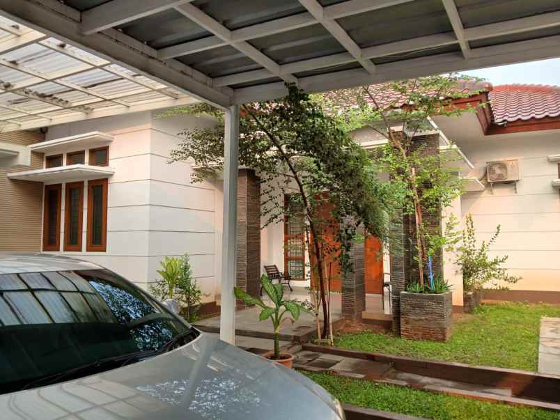 dijual rumah jl villa jakasetia cluster