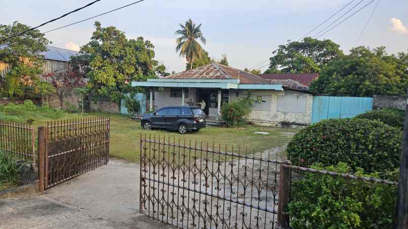 dijual rumah jl yos sudarso