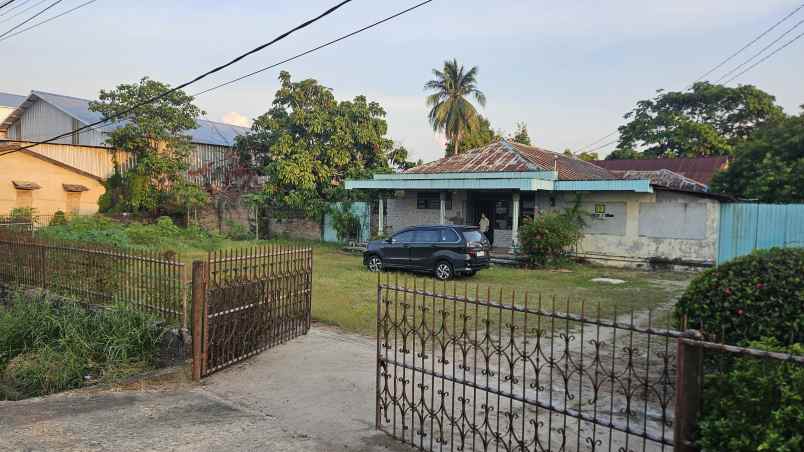 dijual rumah jl yos sudarso