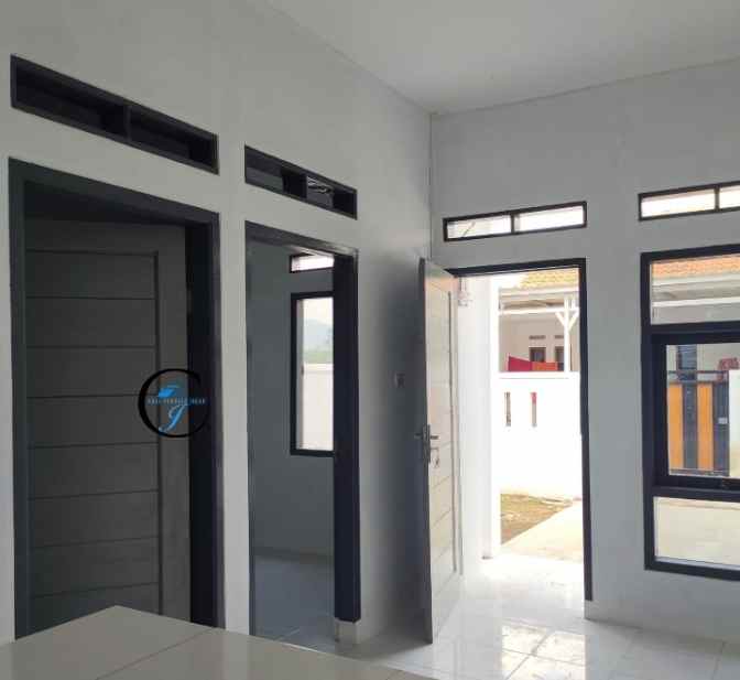 dijual rumah jln jatimekar rancamanyar