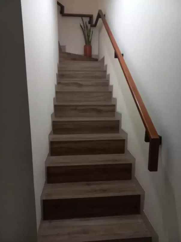 dijual rumah jombang ciputat