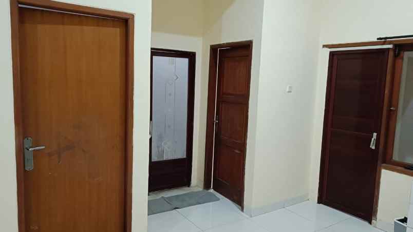 dijual rumah jurangmangu timur