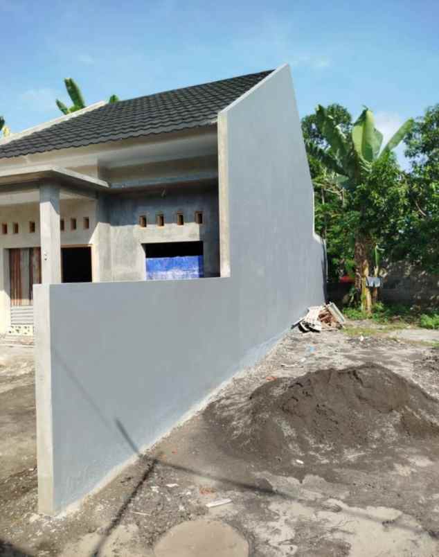 dijual rumah kalasan