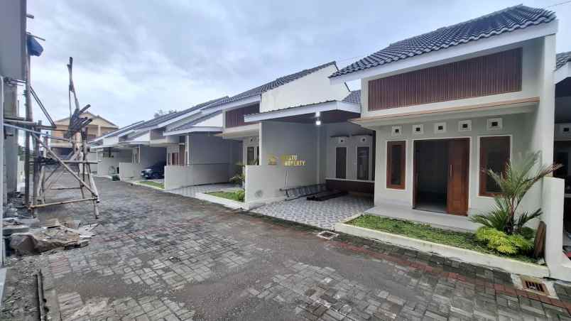dijual rumah kalasan sleman yogyakarta