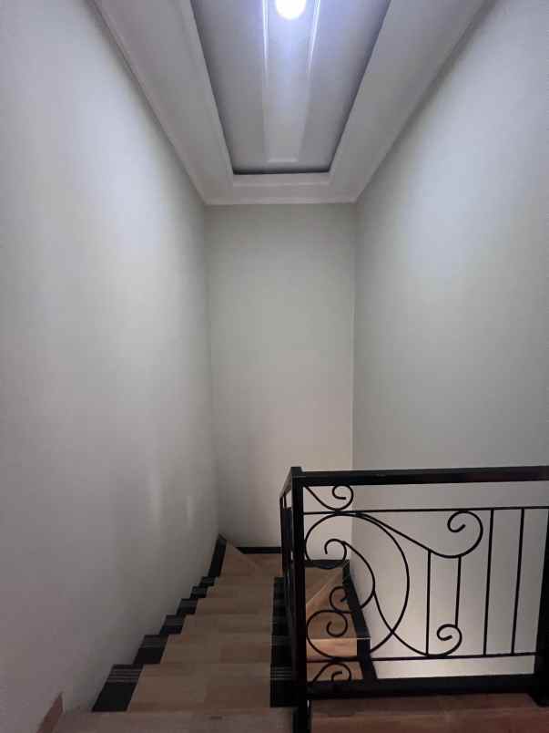 dijual rumah kalimulya cilodong depok
