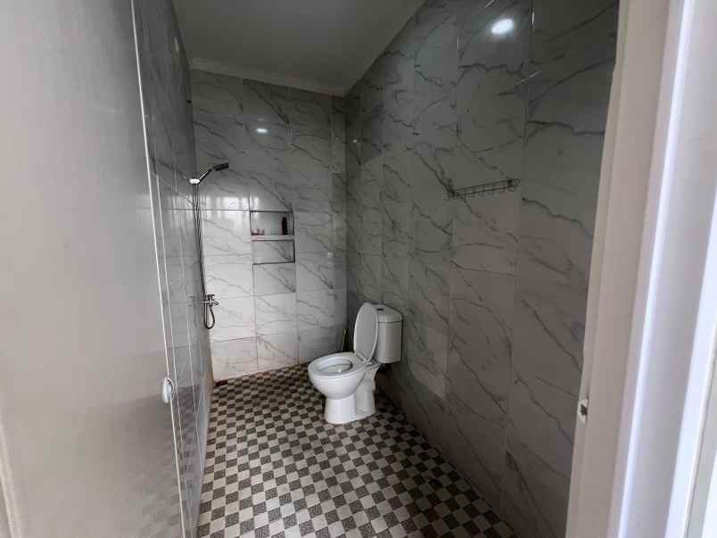 dijual rumah kalimulya cilodong depok