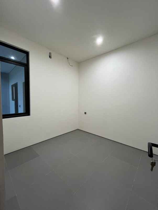 dijual rumah kanso house klampis semolo