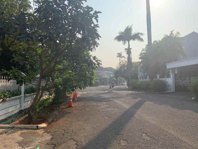 dijual rumah karang tengah raya