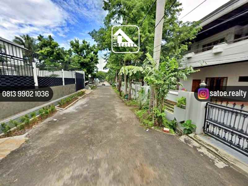 dijual rumah kav polri ragunan pasar