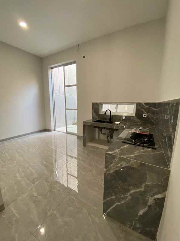 dijual rumah kavling dki meruya jakarta