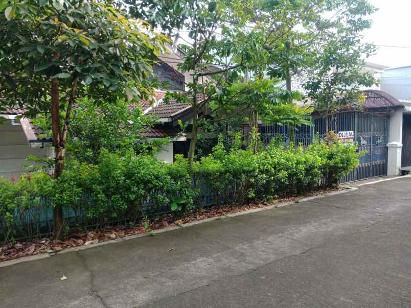 dijual rumah kec sukasari