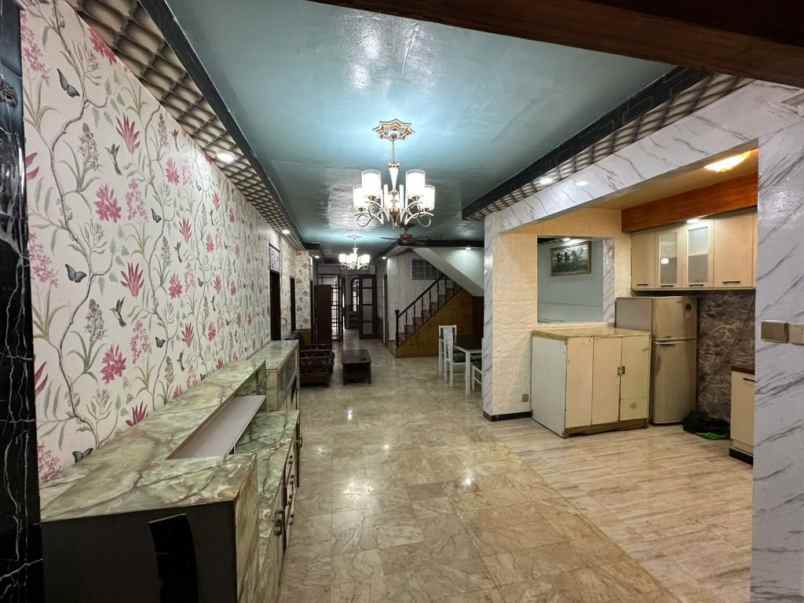 dijual rumah kelapa sawit kelapa gading