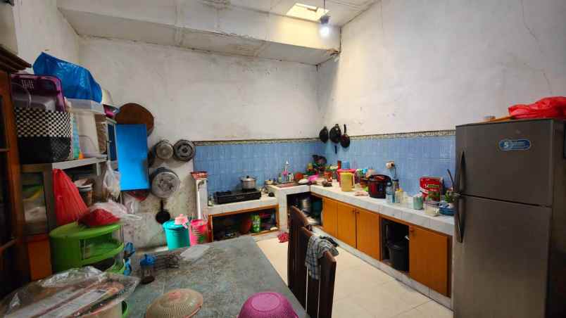 dijual rumah kemlaten karangpilang