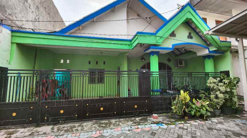 dijual rumah kemlaten karangpilang
