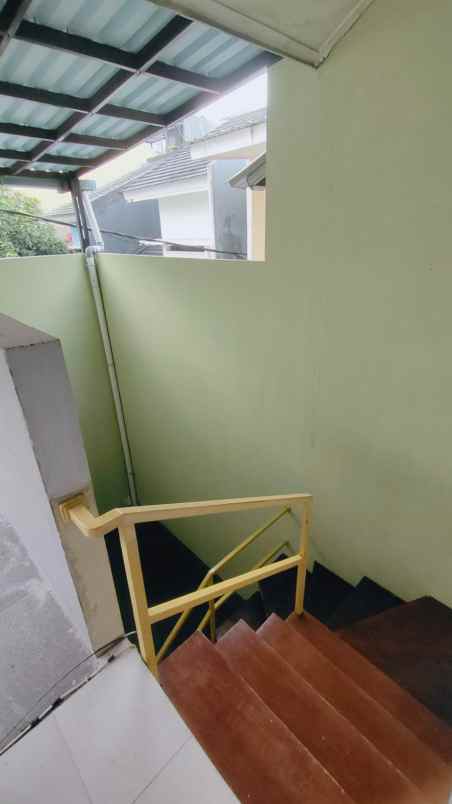 dijual rumah kencana loka bsd city