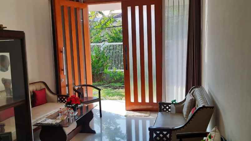 dijual rumah kertajaya indah