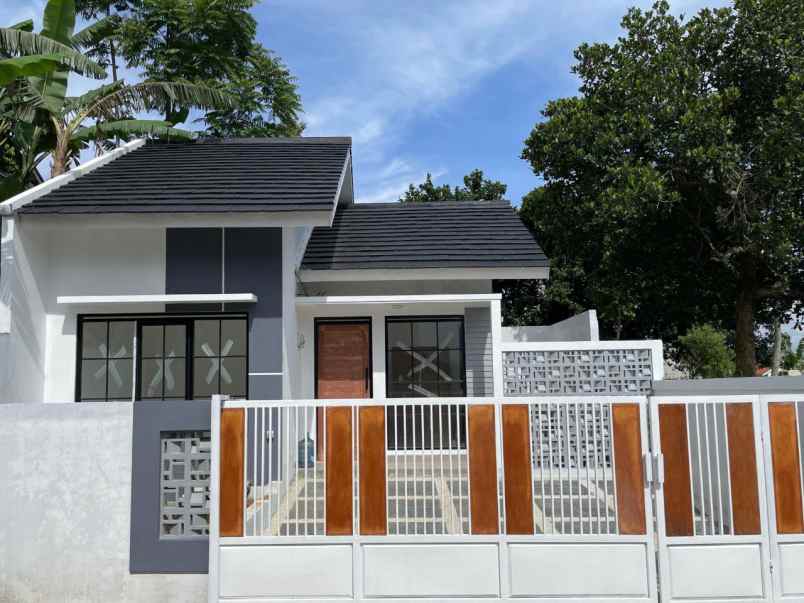 dijual rumah kinanti house jatihandap