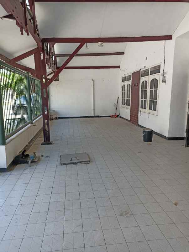 dijual rumah klampis semolo