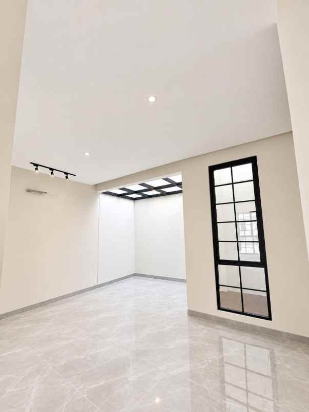 dijual rumah komplek ancol