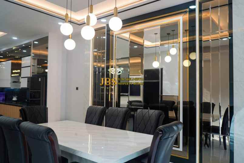 dijual rumah komplek brahrang asri