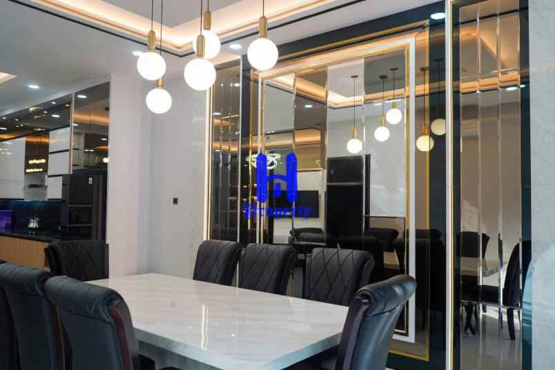 dijual rumah komplek brahrang asri