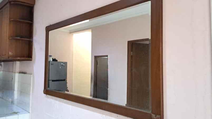 dijual rumah komplek buaran baru