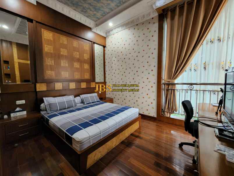 dijual rumah komplek cemara asri jalan