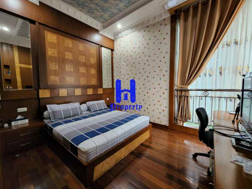 dijual rumah komplek cemara asri jalan