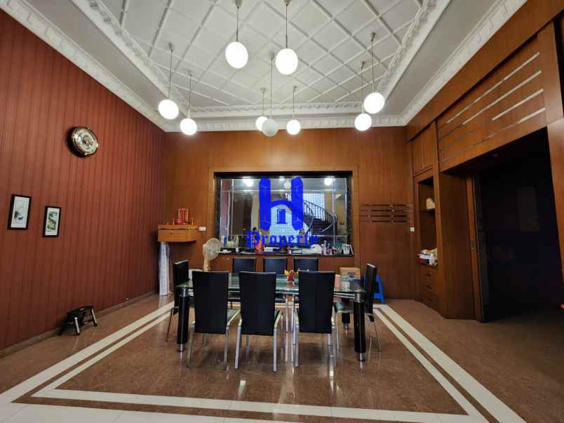 dijual rumah komplek cemara asri jalan